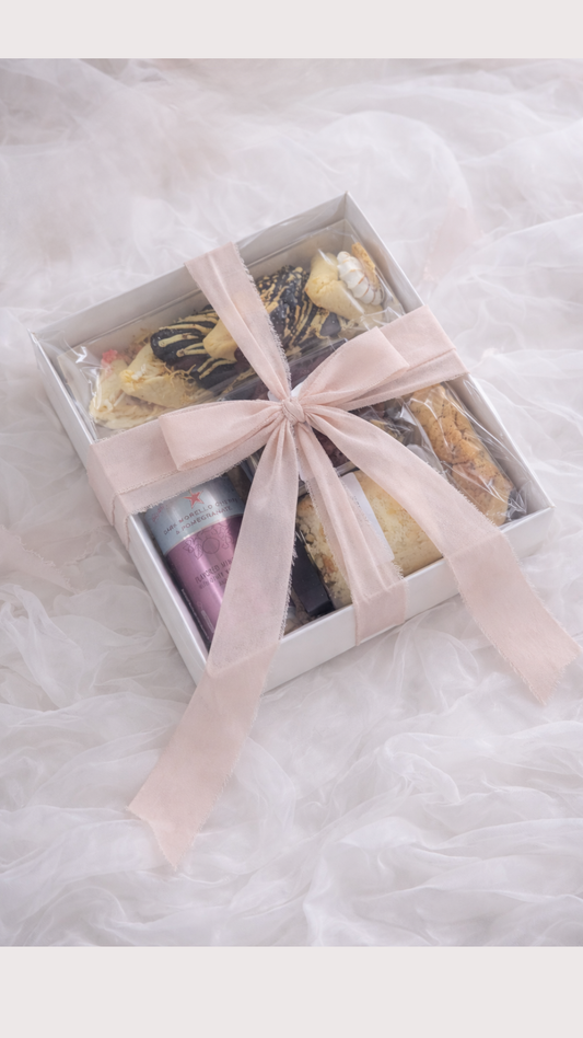 Small Mishloach Manot